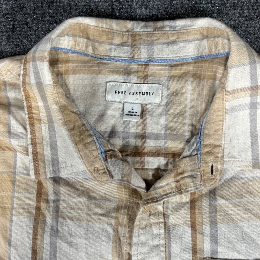 Free Assembly Mens Tan Plaid Long Sleeve Button Down Shirt Large Cotton - Picture 2 of 7